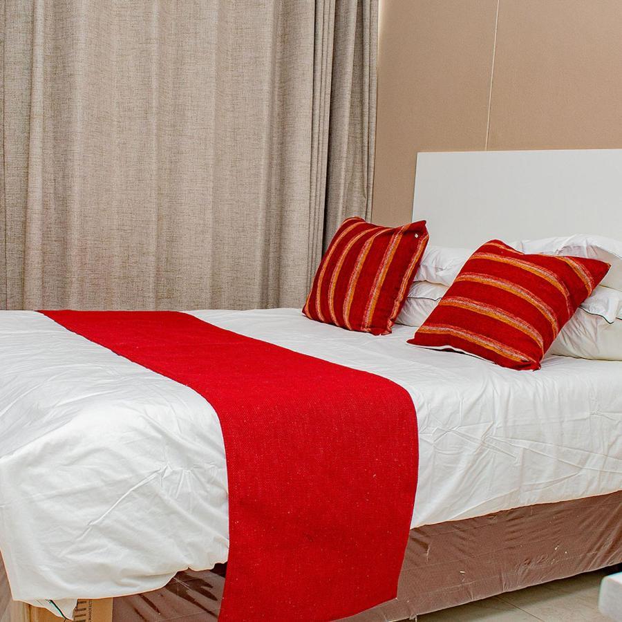 R Executive Apartments Harare Luaran gambar