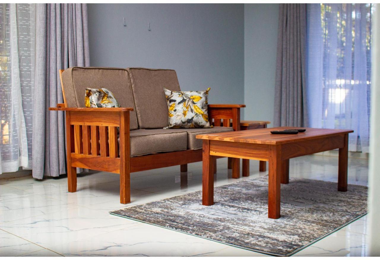 R Executive Apartments Harare Luaran gambar