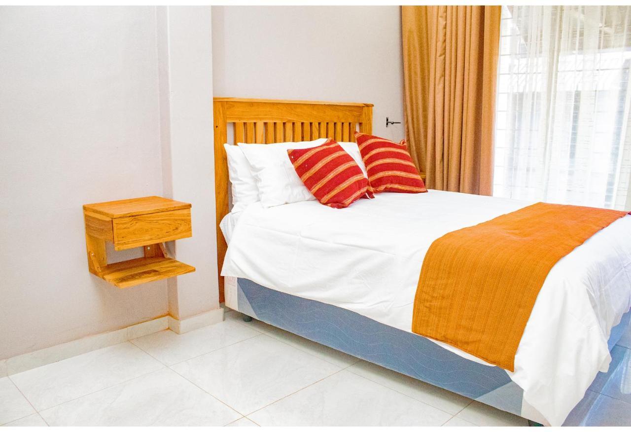 R Executive Apartments Harare Luaran gambar