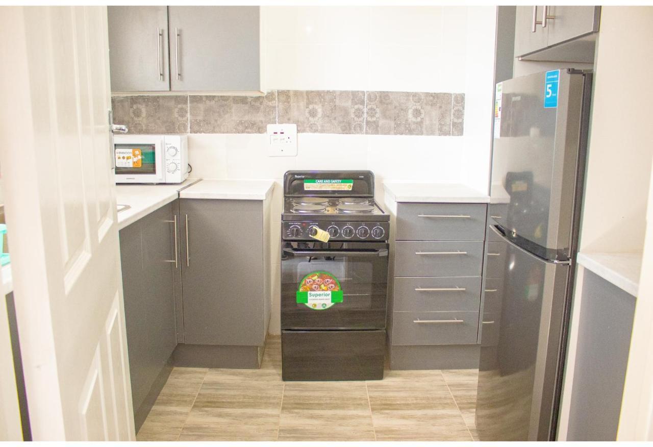 R Executive Apartments Harare Luaran gambar