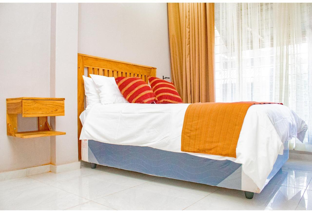 R Executive Apartments Harare Luaran gambar