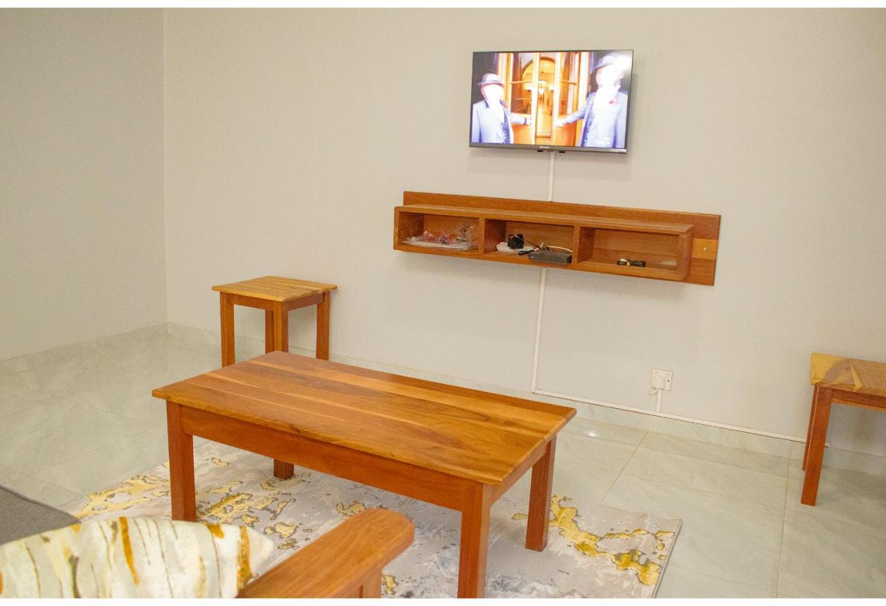 R Executive Apartments Harare Luaran gambar