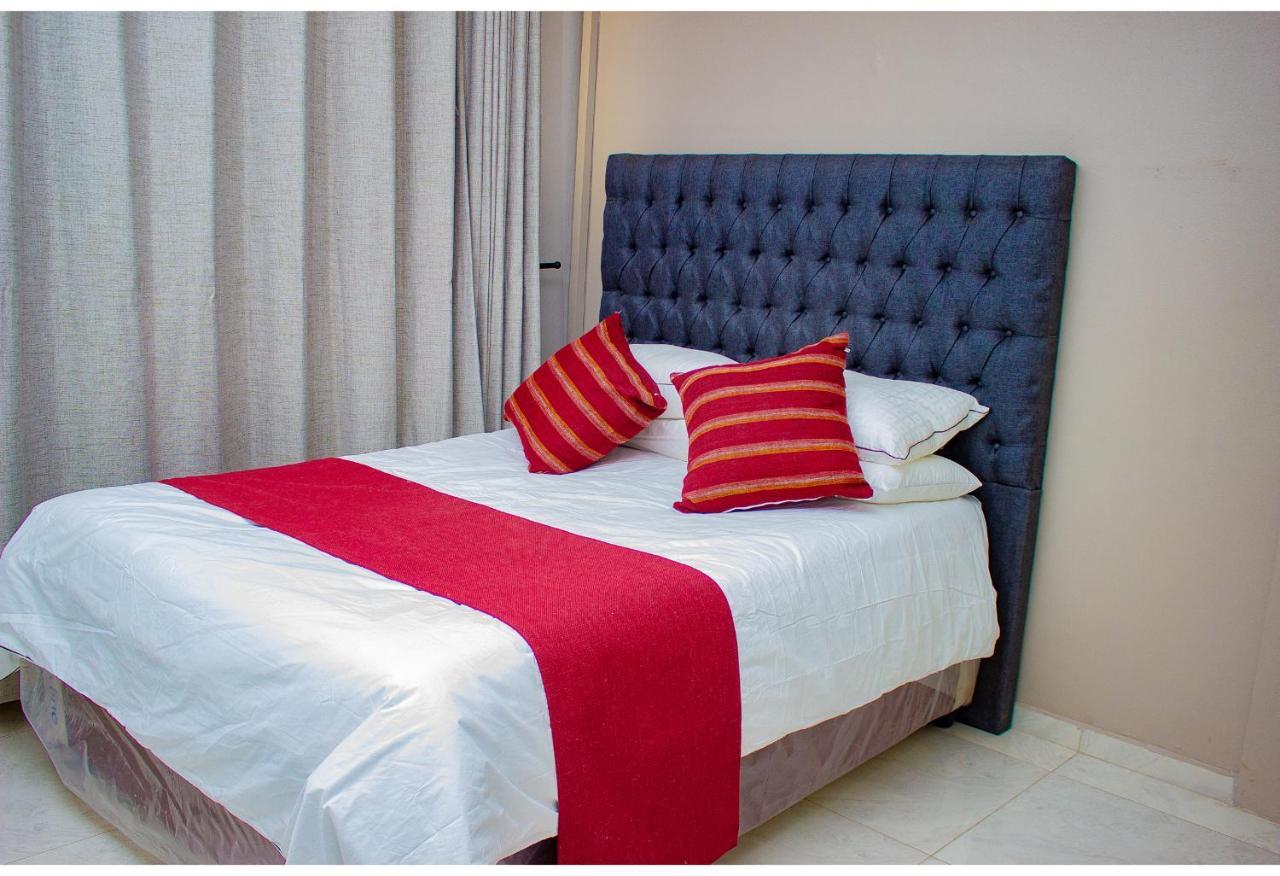 R Executive Apartments Harare Luaran gambar