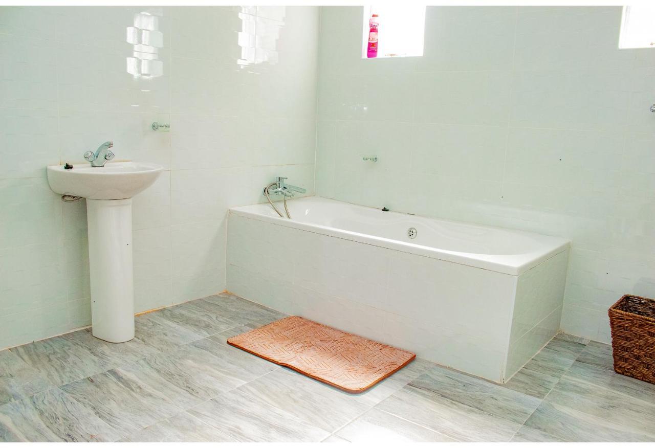 R Executive Apartments Harare Luaran gambar
