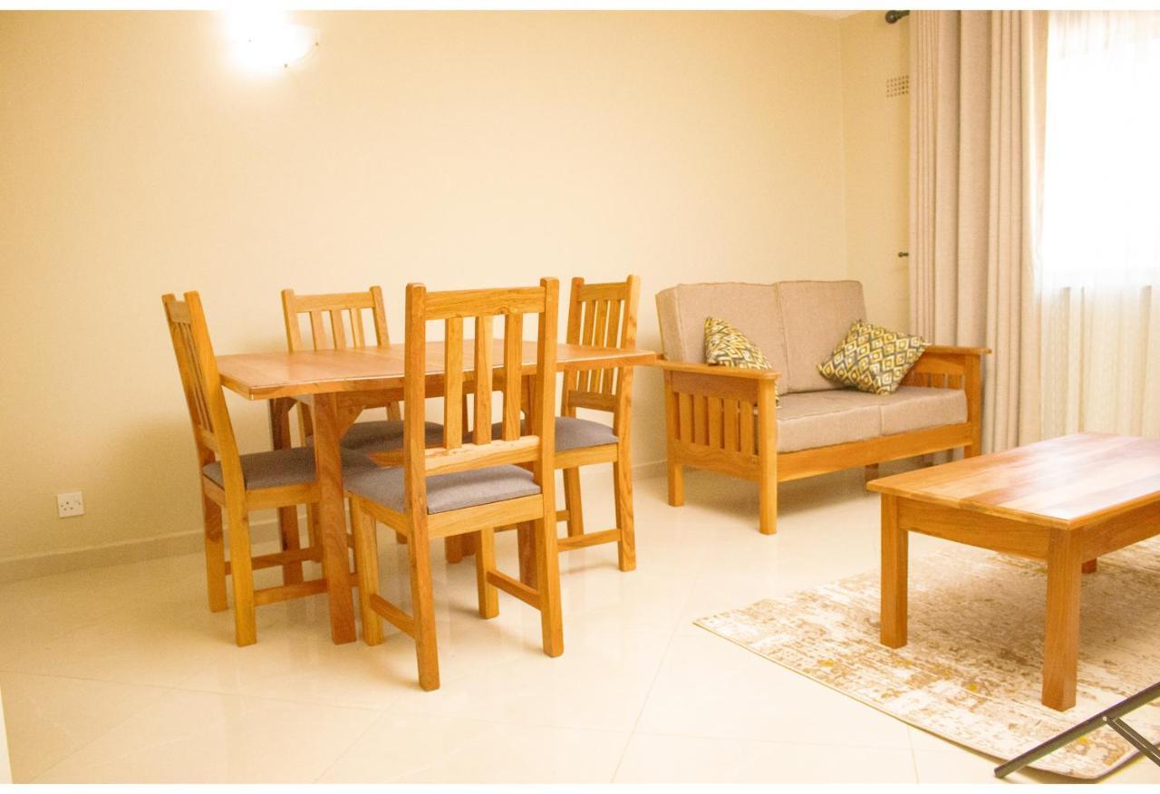 R Executive Apartments Harare Luaran gambar