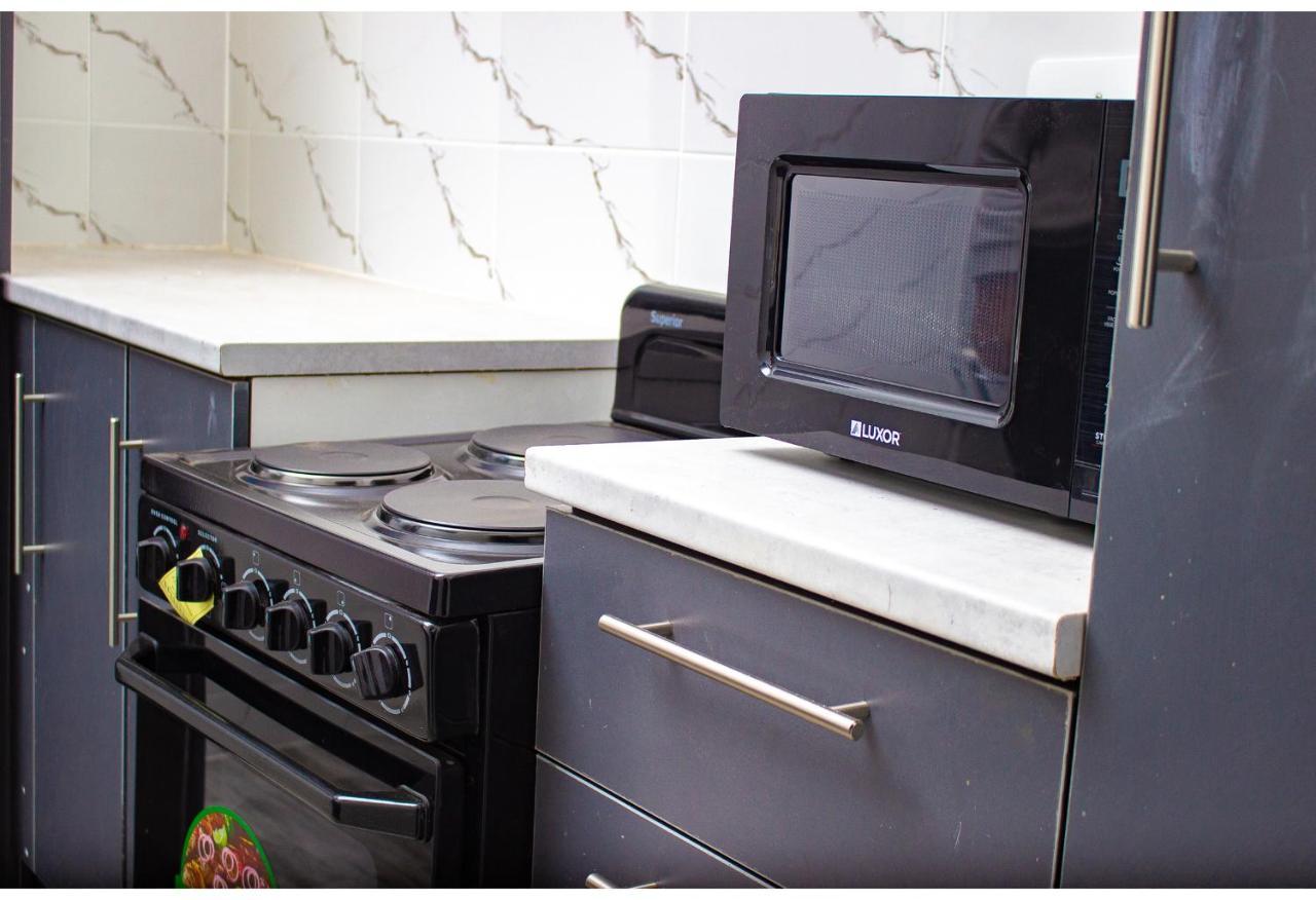 R Executive Apartments Harare Luaran gambar